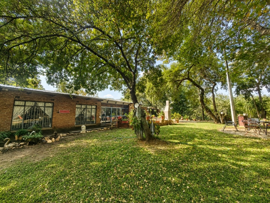 Commercial Property for Sale in Rietvly A H North West